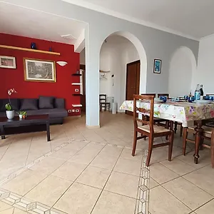 Avellini - Delightful And Spacious With Terrace - Near Metro A Cornelia Apartment Rom