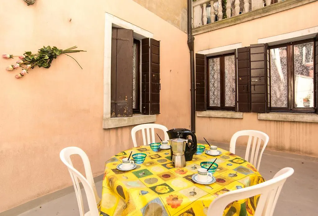 Lustraferi Apartment Venise