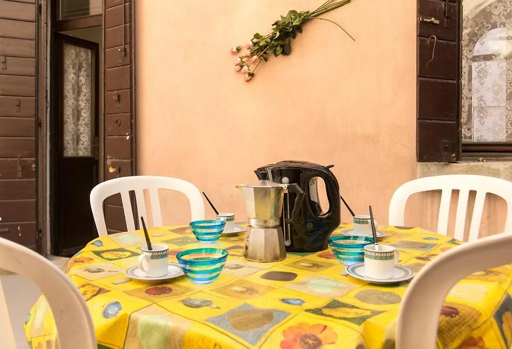 Lustraferi Apartment Венеция